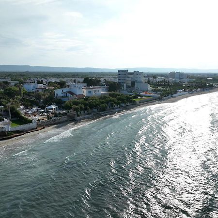 Aurelia Sea View Panzió Torre Canne Kültér fotó
