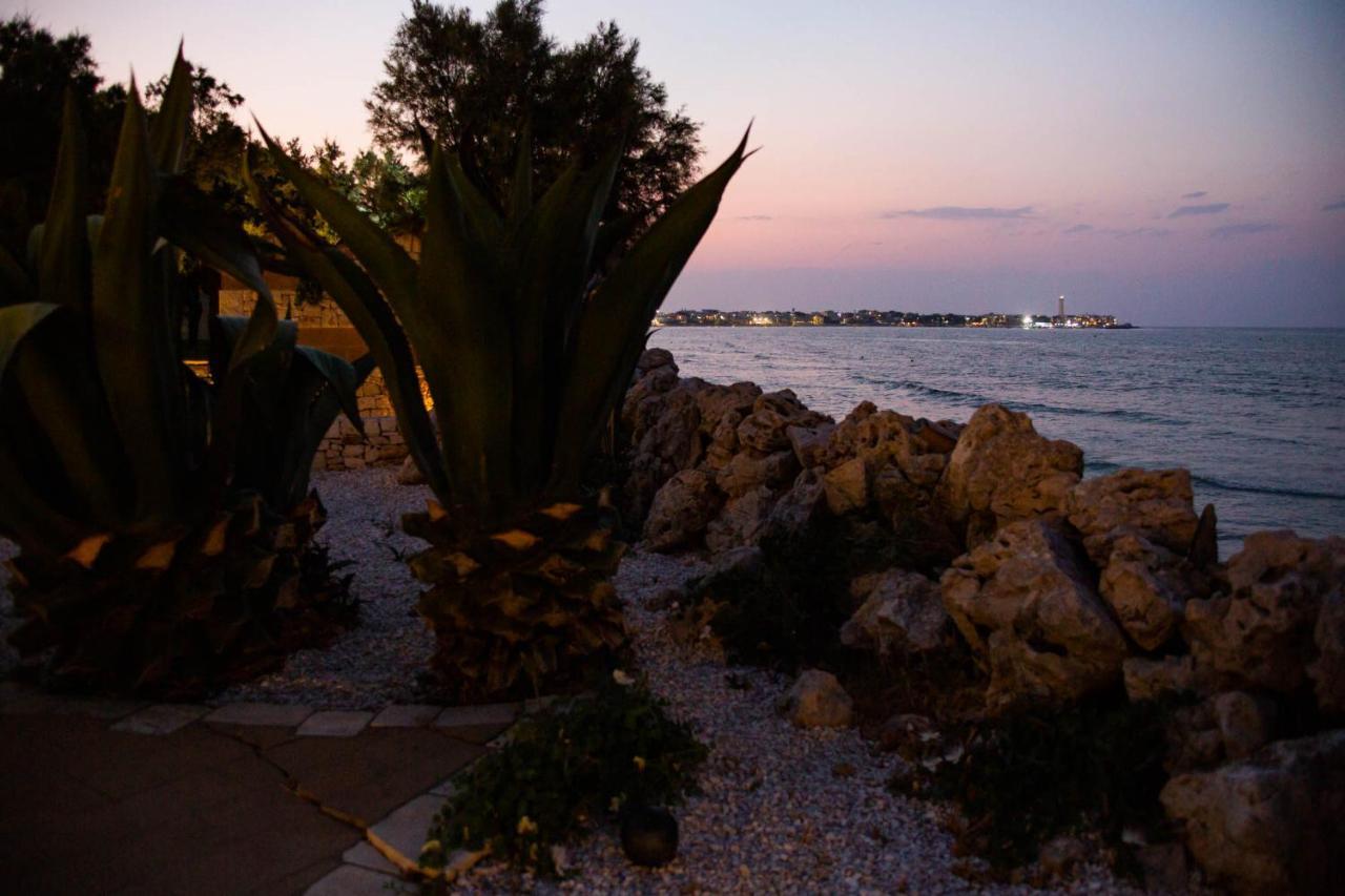 Aurelia Sea View Panzió Torre Canne Kültér fotó
