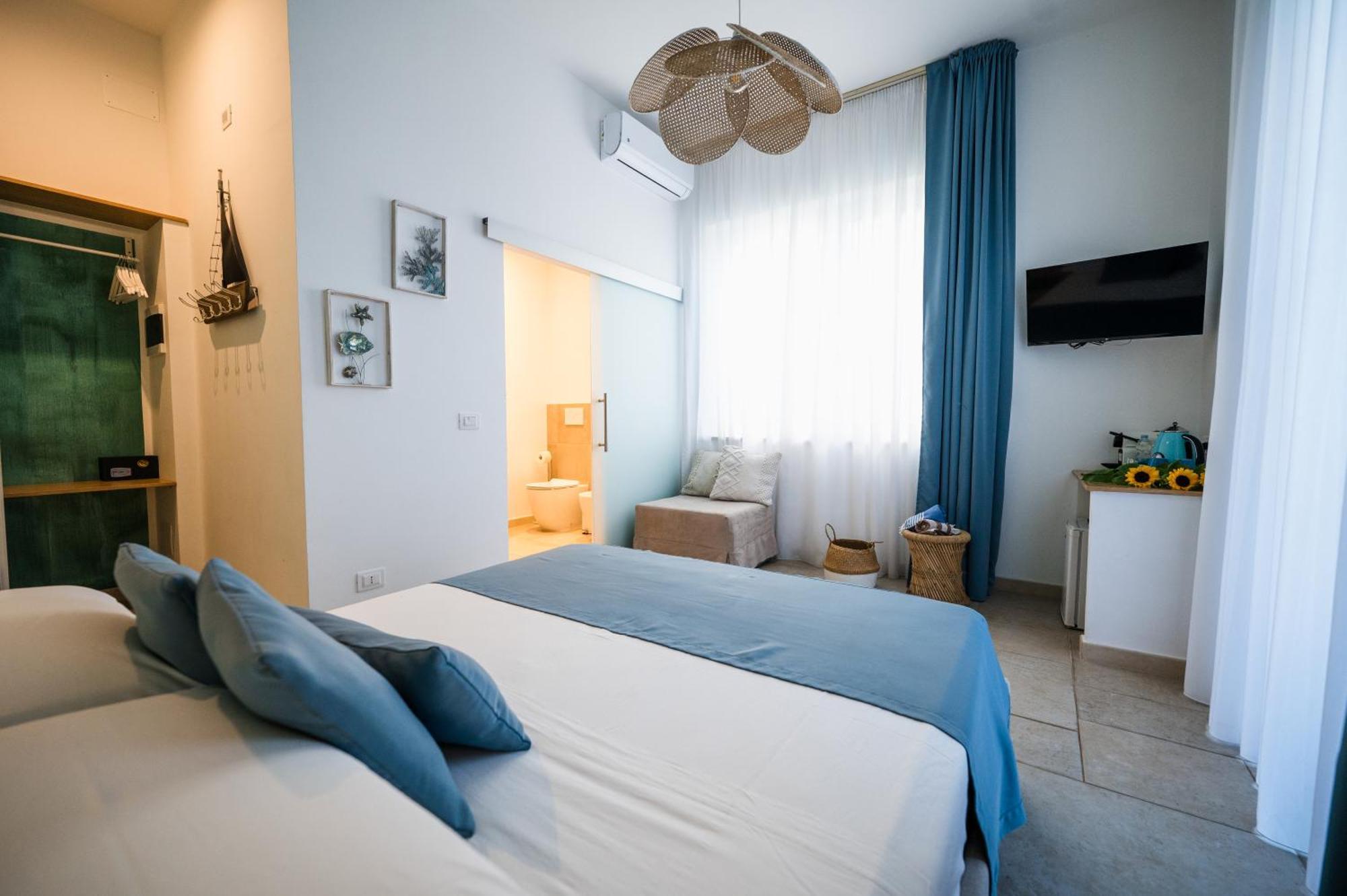 Aurelia Sea View Panzió Torre Canne Kültér fotó